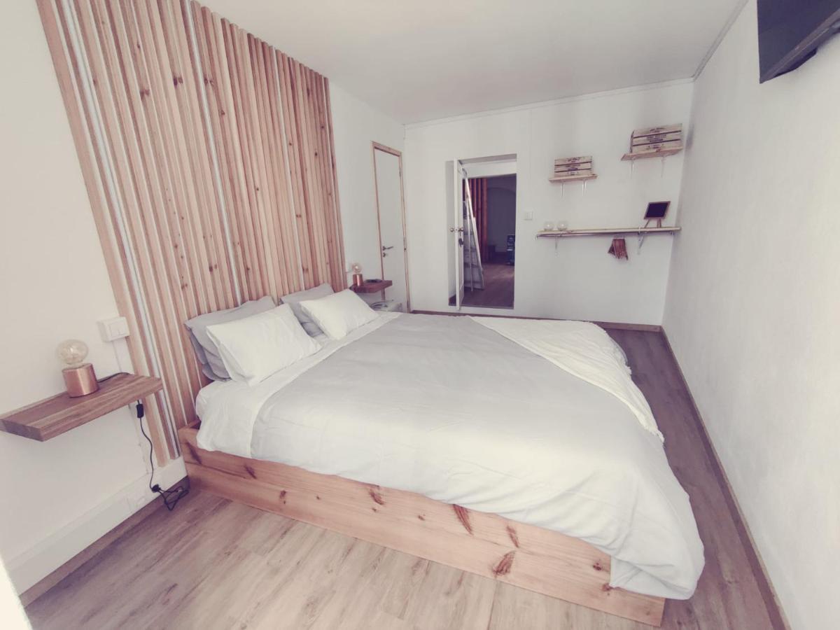 Santi E Benny Apartment Понта-Делгада Екстер'єр фото