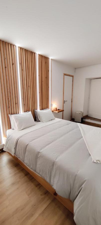 Santi E Benny Apartment Понта-Делгада Екстер'єр фото