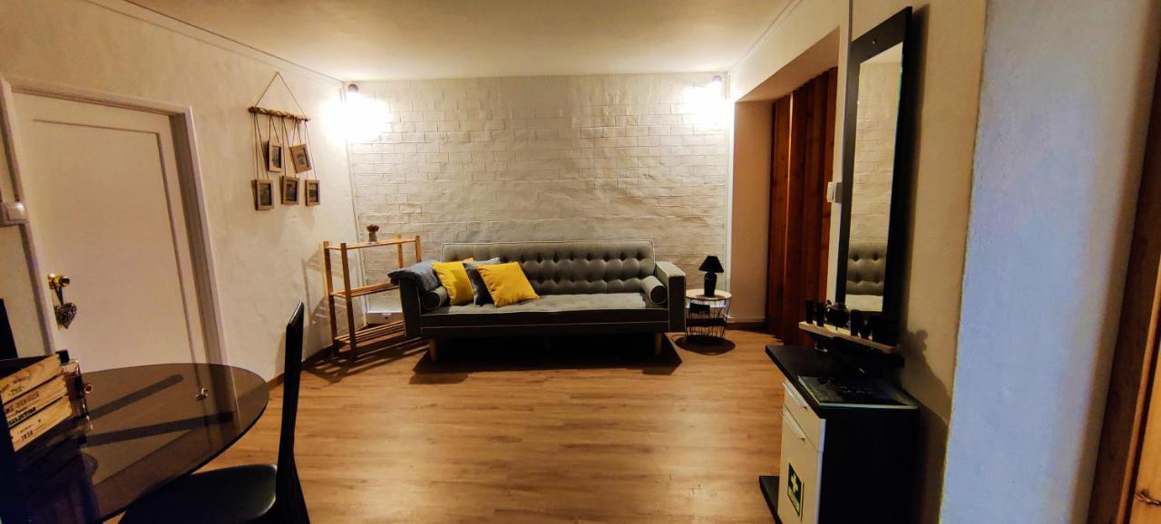 Santi E Benny Apartment Понта-Делгада Екстер'єр фото
